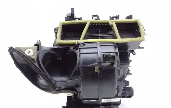 Peugeot 207 CC Interior heater climate box assembly housing 9684585380