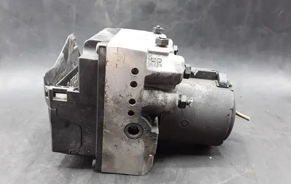Audi A6 S6 C4 4A ABS Pump 0265214002 8D0614111