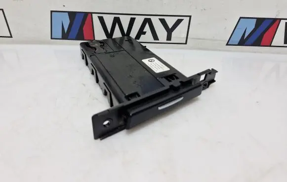 BMW 3 E90 E91 Cup holder front 9173469