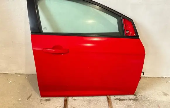Ford Focus Front door 