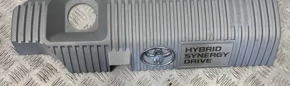 Toyota Prius+ (ZVW40) Engine cover (trim) 1121237090 2ZR HAMU4079754