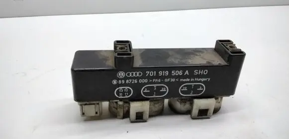 Coolant fan relay