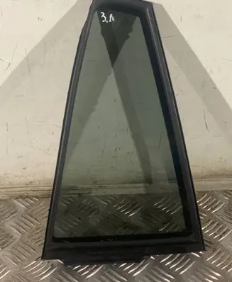 Toyota RAV 4 (XA40) Rear vent window glass 43R007953 AS3
