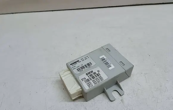 BMW 5 F10 F11 Air suspension control unit module (rear) 6860386 37146860386
