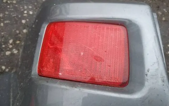 Suzuki Grand Vitara II Rear tail light reflector 
