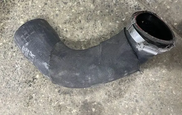 Audi A8 S8 D4 4H Intercooler hose/pipe 4H0145736
