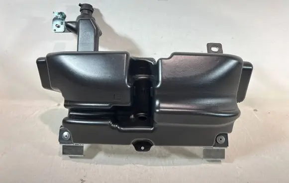 Ferrari 488 Pista Windshield washer fluid reservoir/tank