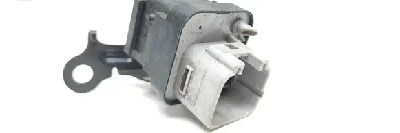 Toyota Auris 150 Glow plug pre-heat relay 2861067010 1567000671