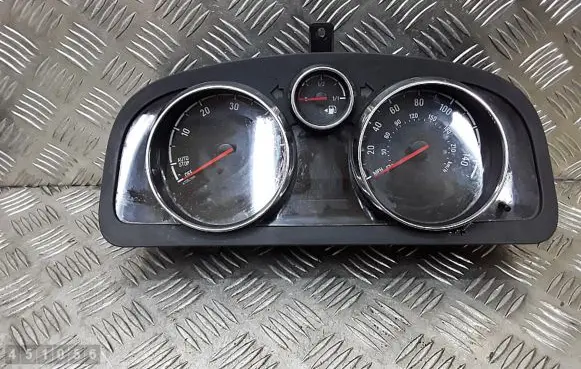 Opel Antara Speedometer (instrument cluster) 95194763