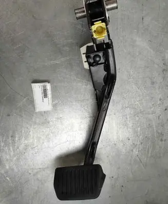 Volvo XC60 Brake pedal 32331414 32265995