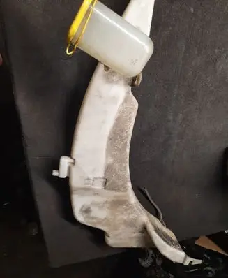 Ford Transit - Tourneo Connect Windshield washer fluid reservoir/tank