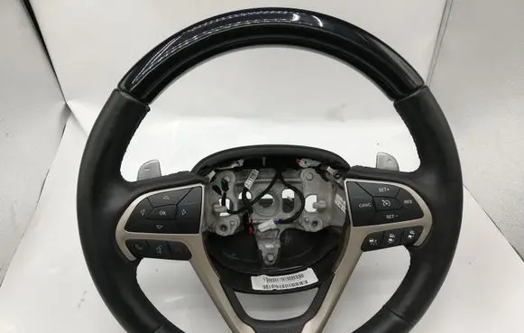 Jeep Grand Cherokee Steering wheel 0255WGF2A065ZJ P1WE282X9AF
