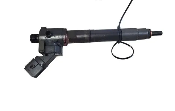 Volvo V40 Fuel injector 31452115