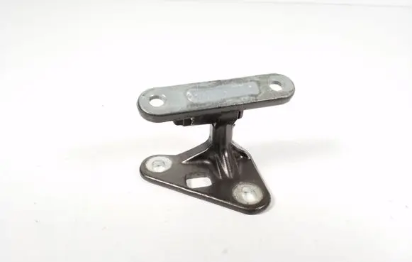 Mercedes-Benz CLS C219 Front door lower hinge A2117200437