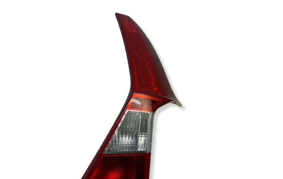 Volvo V70 Tailgate rear/tail lights 