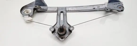 Rear door manual window regulator