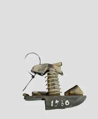 Volkswagen II LT Front door lock (next to the handle)