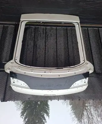 Opel Ampera Truck tailgate 