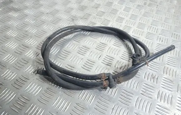 Land Rover Discovery 3 - LR3 Headlight washer hose/pipe 