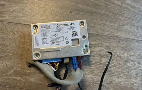 Renault Arkana Other devices 2591A2858R