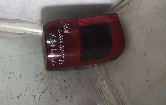 Peugeot Partner Rear/tail lights