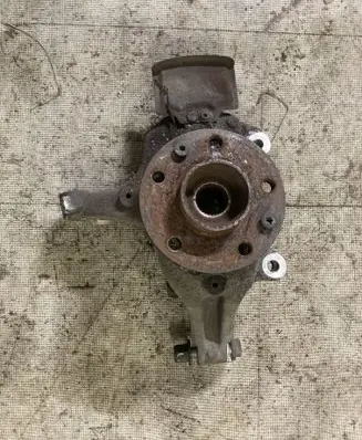Renault Latitude (L70) Front wheel hub spindle knuckle 101336179R