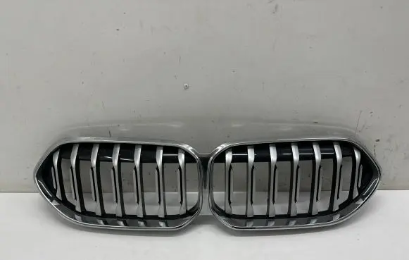 BMW 2 F44 Front bumper upper radiator grill 7077301 5A39376