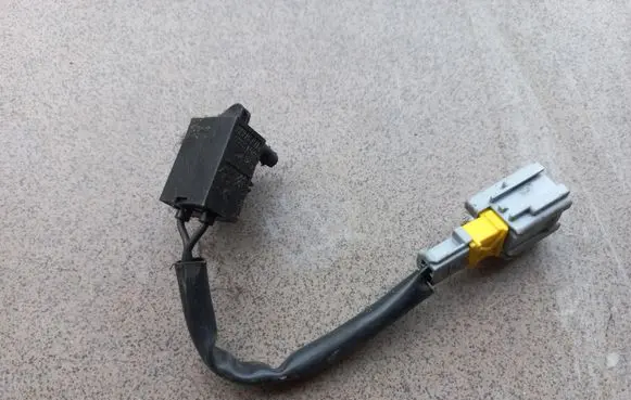 Clutch pedal sensor