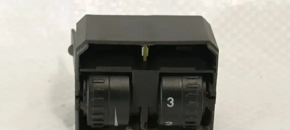 Volkswagen Caddy Headlight level height control switch 2K0941333A