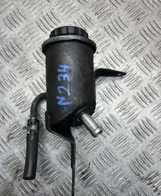 Power steering fluid tank/reservoir
