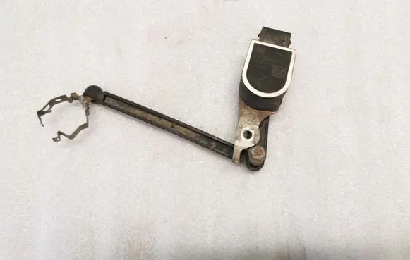 BMW 1 F20 F21 Headlight/headlamp level sensor 6860843