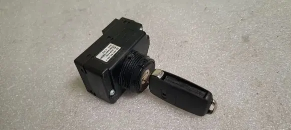 Audi A8 S8 D3 4E Ignition lock 3D0905865F