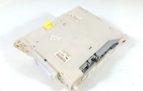 Lexus GS 300 350 430 450H Fuse module 82730-30321