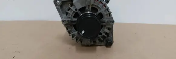 Hyundai Tucson TL Generator/alternator 373002B960 2622503