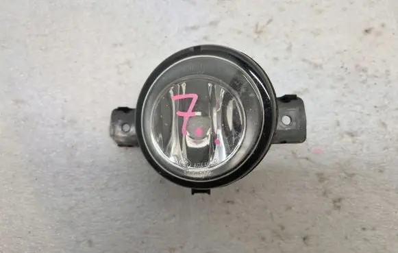 Nissan Qashqai Front fog light