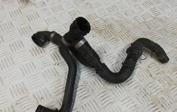 Audi A5 Engine coolant pipe/hose 8W0122995