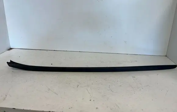 Audi Q5 SQ5 8R Windshield trim 8R0854327A