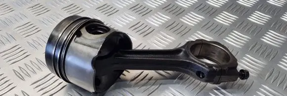 Volvo S40, V40 Piston with connecting rod