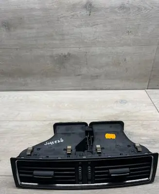 Dash center air vent grill
