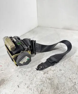 Mercedes-Benz E W211 Front seatbelt 2118600285