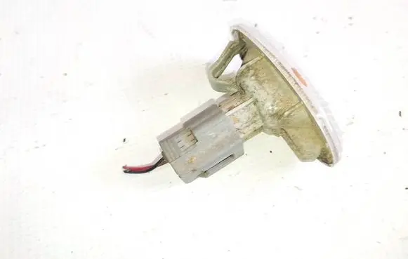 Mazda 2 Front fender indicator light 