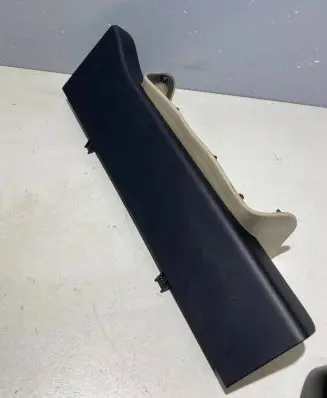 Volvo V70 Steering wheel column trim 08635248