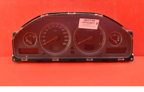 Speedometer (instrument cluster)