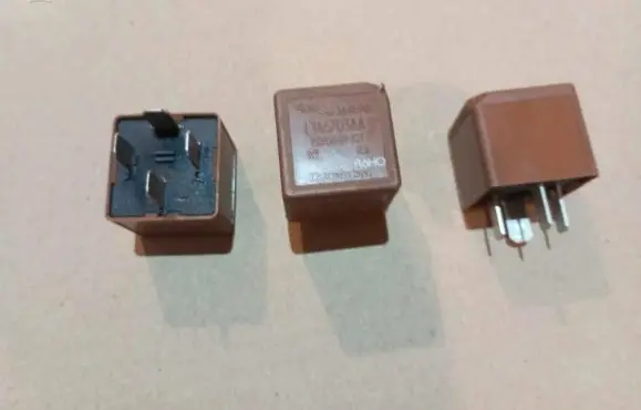 Jaguar XJ X308 Other relay LJA6Z03AA 146705AA V23136B1X21