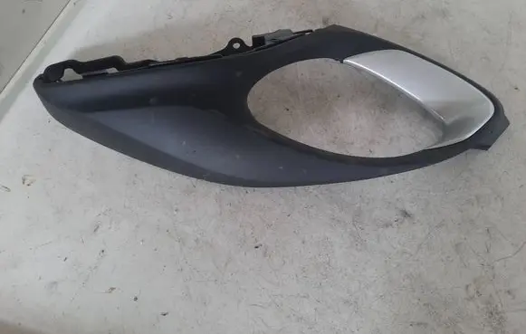 Toyota Yaris Cross Rear light trim M0U022884