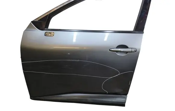 Nissan Rogue Front door 