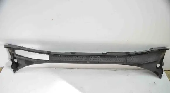 Wiper trim