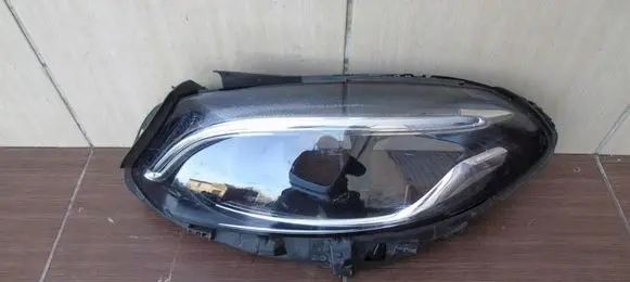 Mercedes-Benz B W246 W242 Headlight/headlamp a2469066901