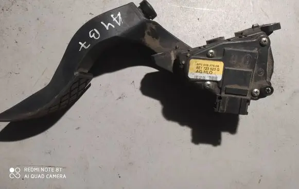 Audi A4 S4 B7 8E 8H Accelerator throttle pedal 8E1723523G