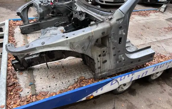 BMW 6 F06 Gran coupe Front quarter panel 